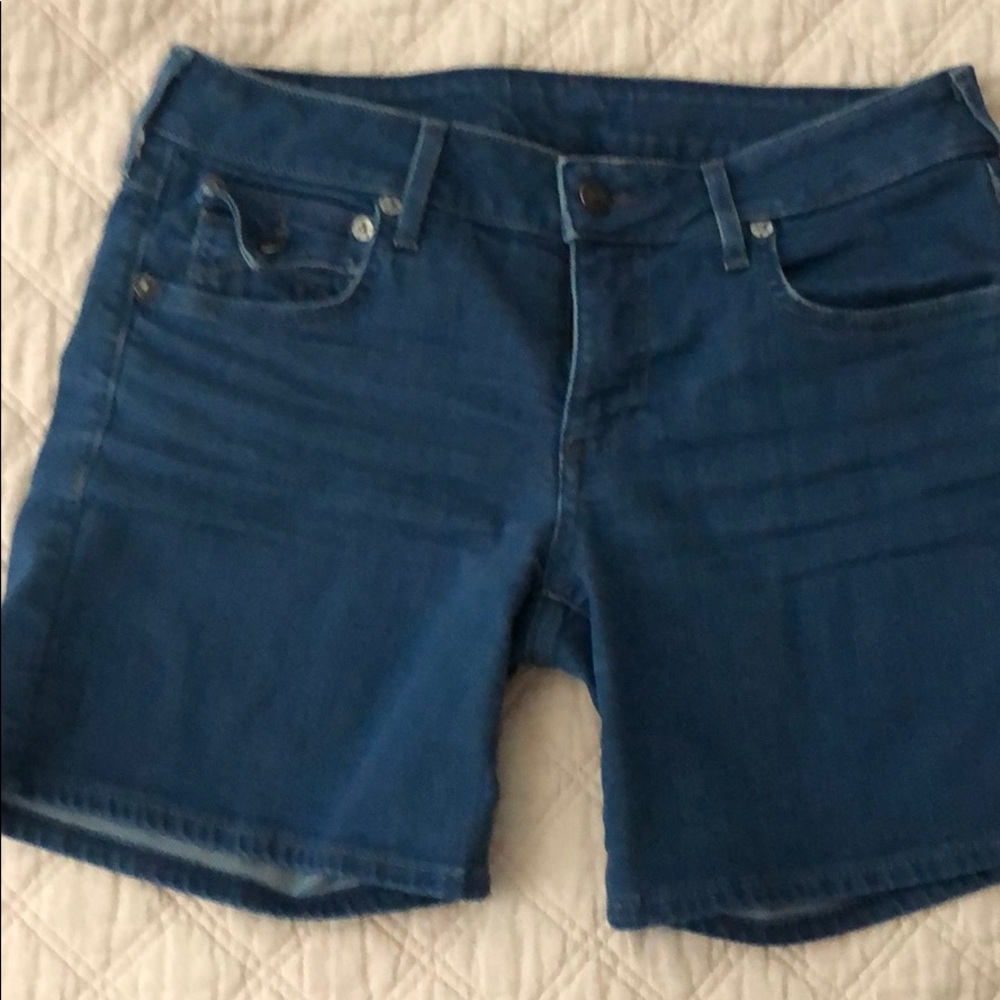 True religion flap Cassie jean shorts 27